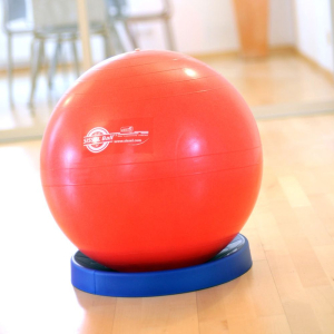 Подставка под гимнастический мяч SISSEL Exercise Ball Stabilizer